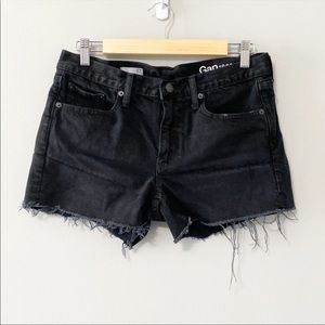 GAP slim shorts